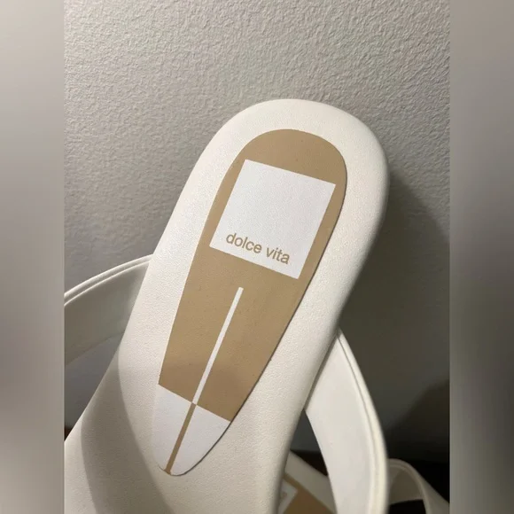 Kittle Sandal by Dolce Vita - Picture 8 of 11